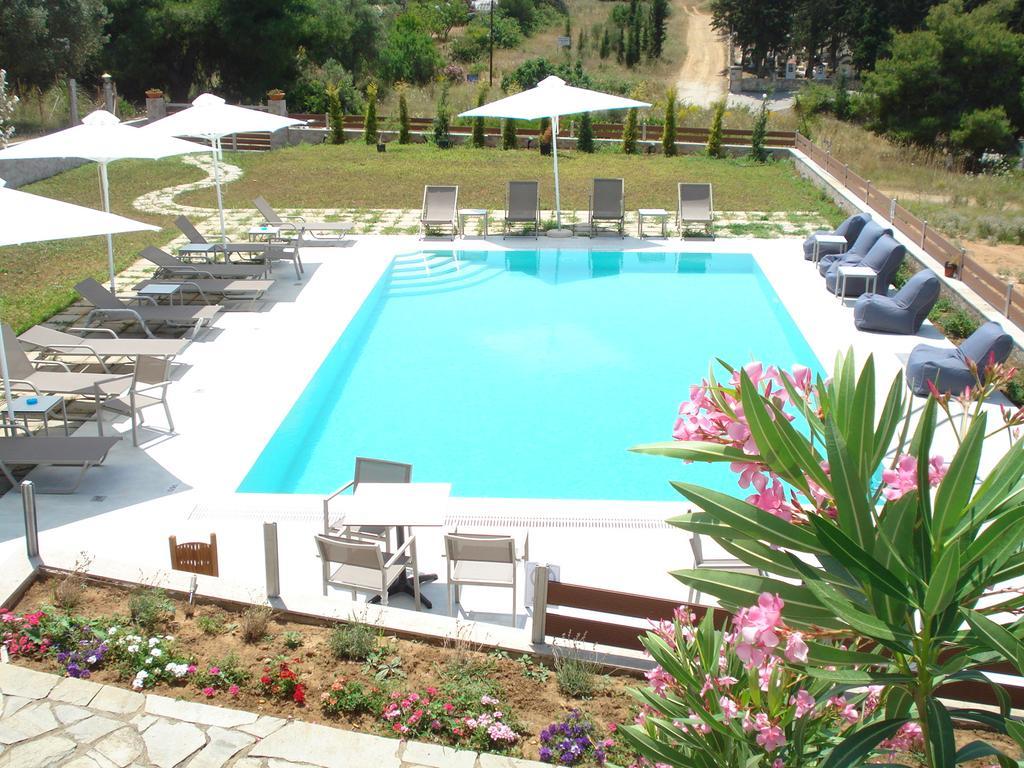 Villa Madeleine Tower View Nea Fokea Exterior photo